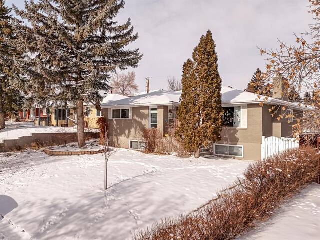 7027 Hunterbow Crescent NW Calgary