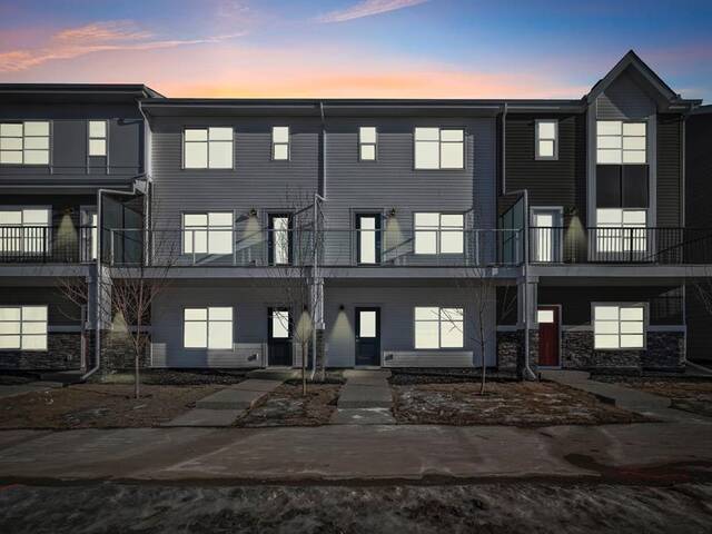 702, 135 Belmont Passage SW Calgary