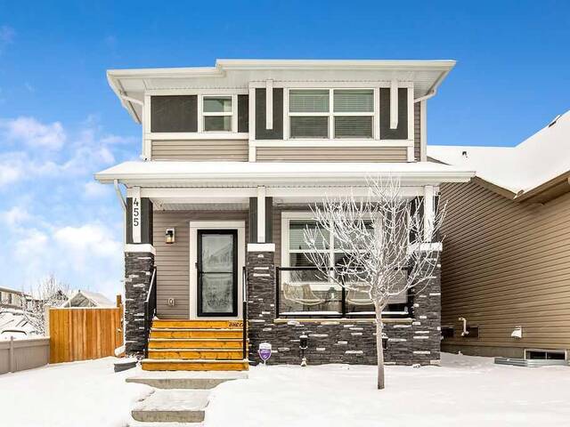 455 Hillcrest Manor SW Airdrie