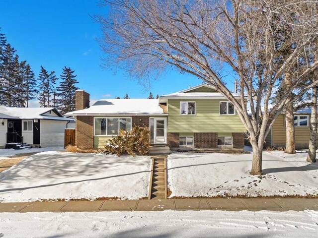 235 Queensland Circle SE Calgary