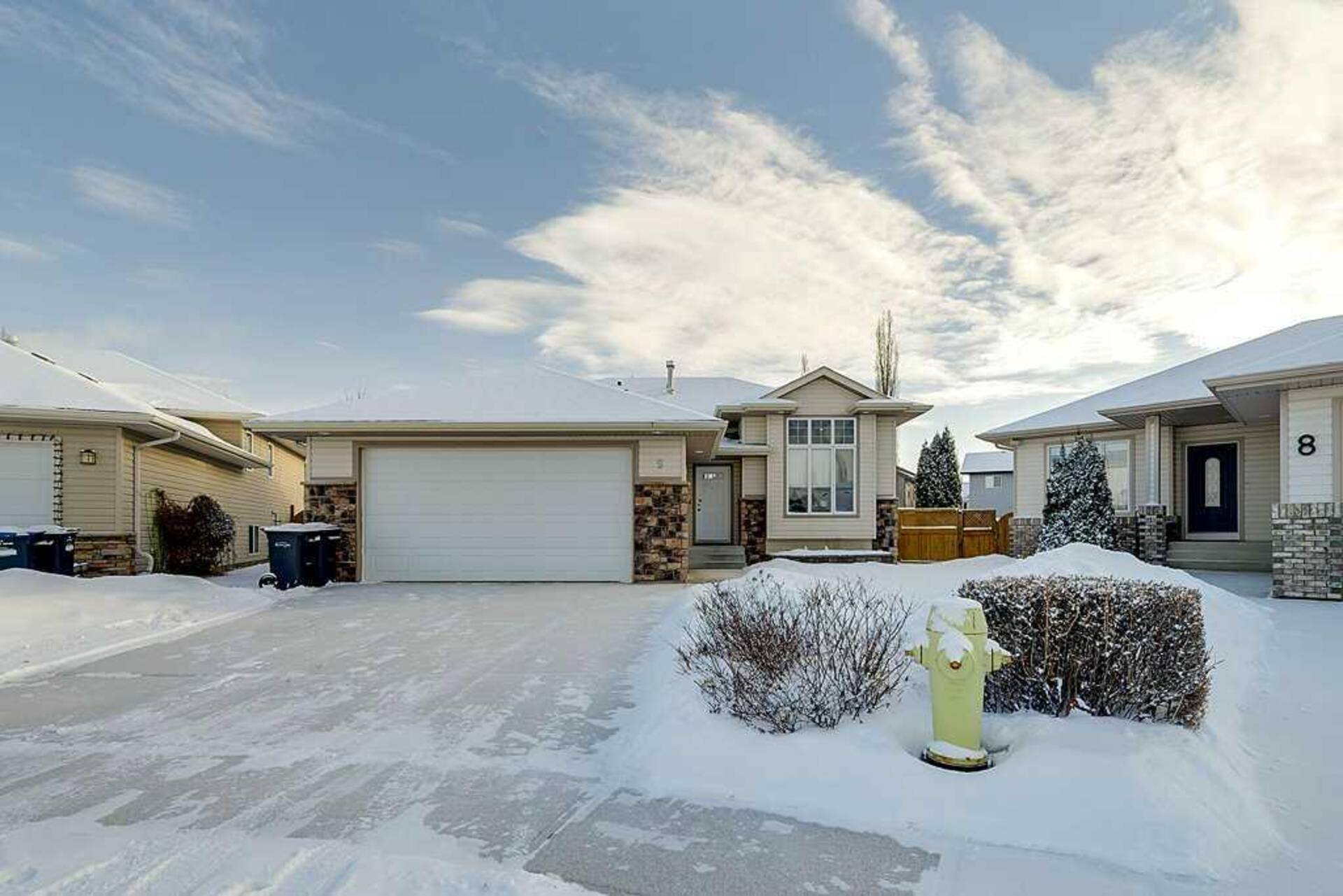 9 Filbert Close Sylvan Lake