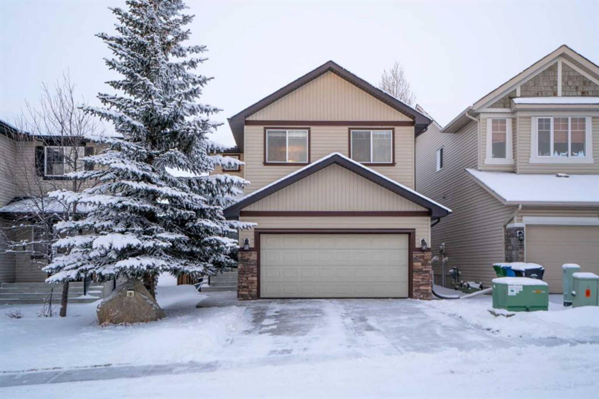 10 Rockyspring Hill NW Calgary