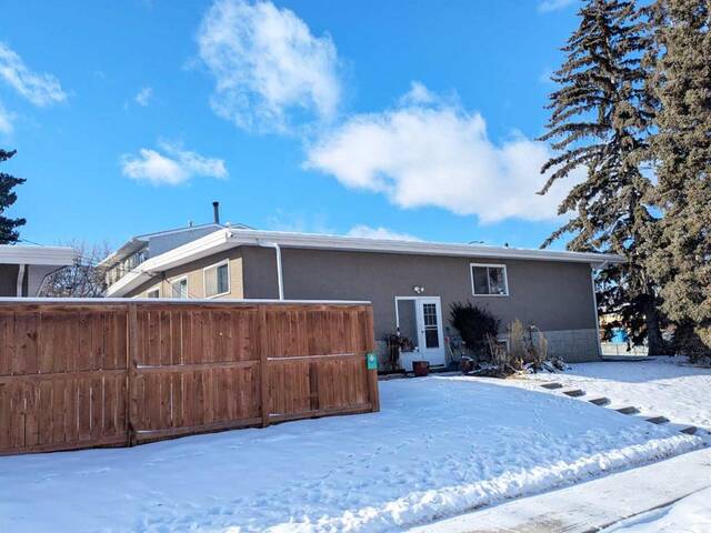 239 31 Avenue NE Calgary